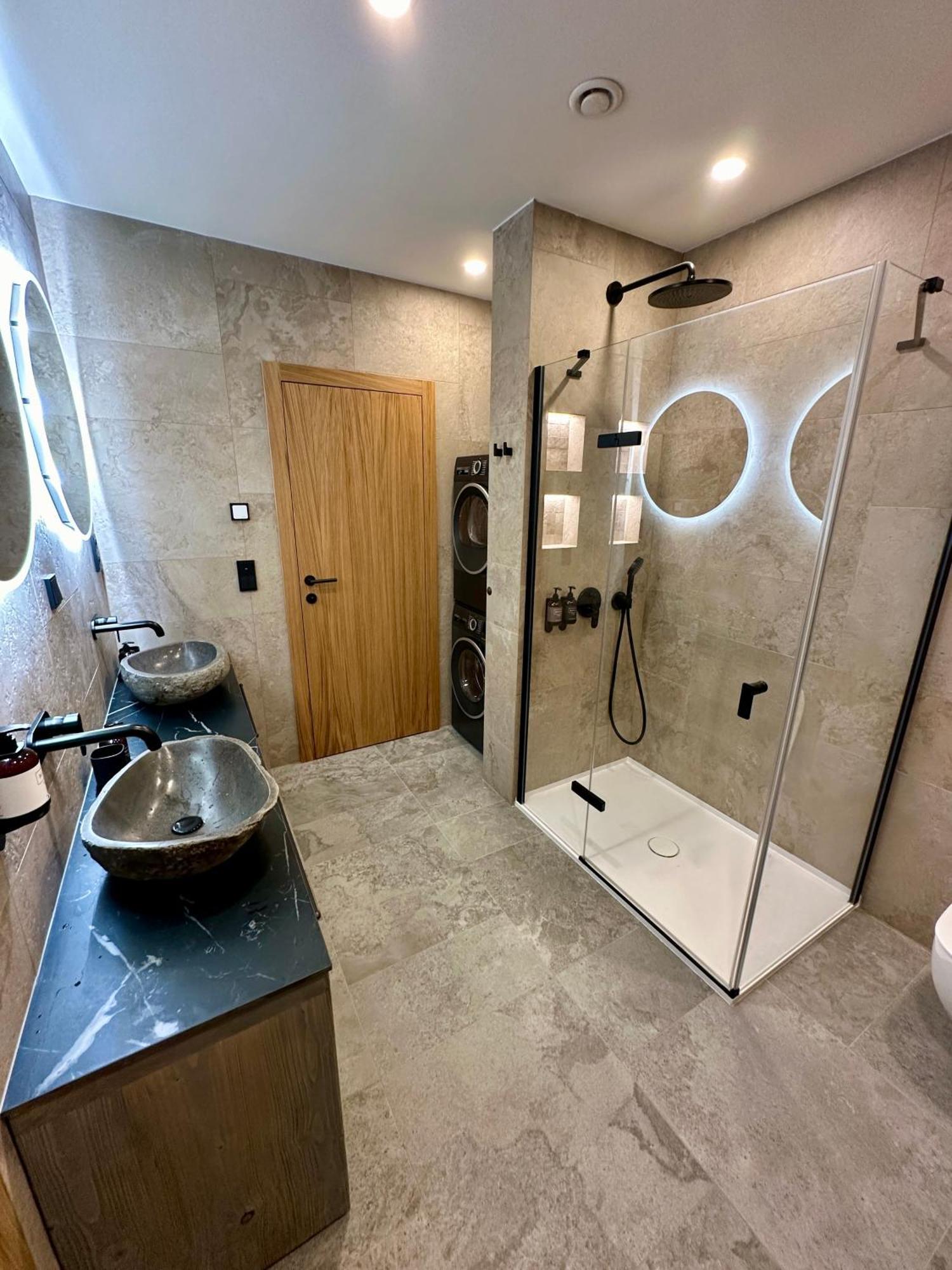 Villa Smrzovka - Luxury House With Swimming Pool, Jacuzzi, Garden And Bbq Jablonec nad Nisou