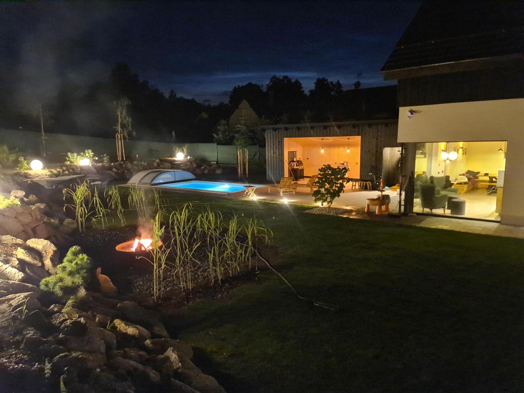 Villa Smrzovka - Luxury House With Swimming Pool, Jacuzzi, Garden And Bbq *