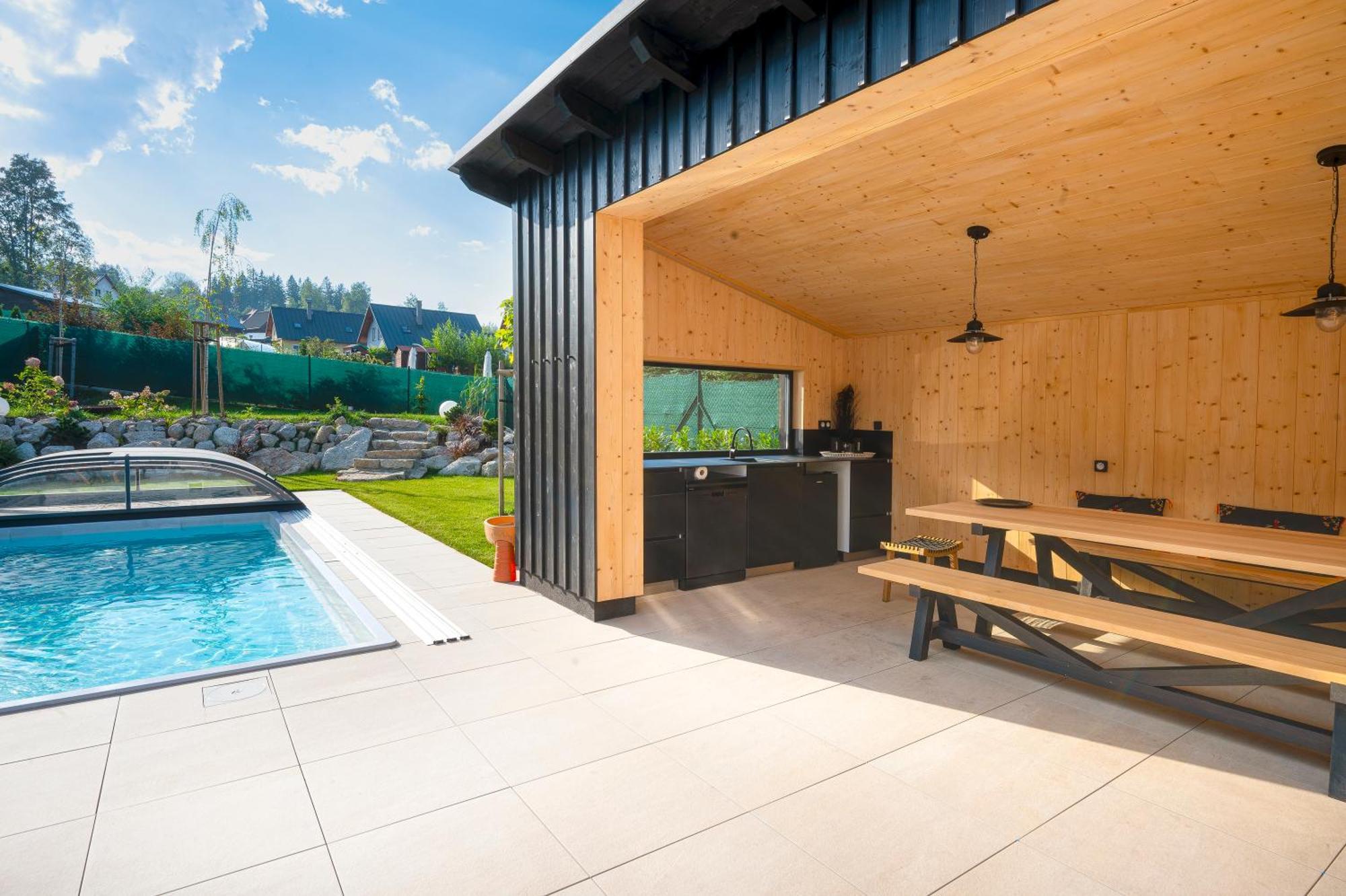 Smrzovka - Luxury House With Swimming Pool, Jacuzzi, Garden And Bbq